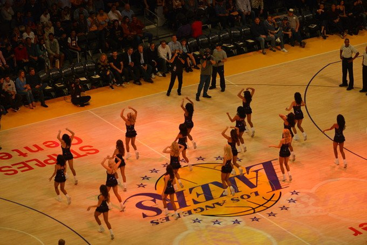 不可避免地 不可避免地